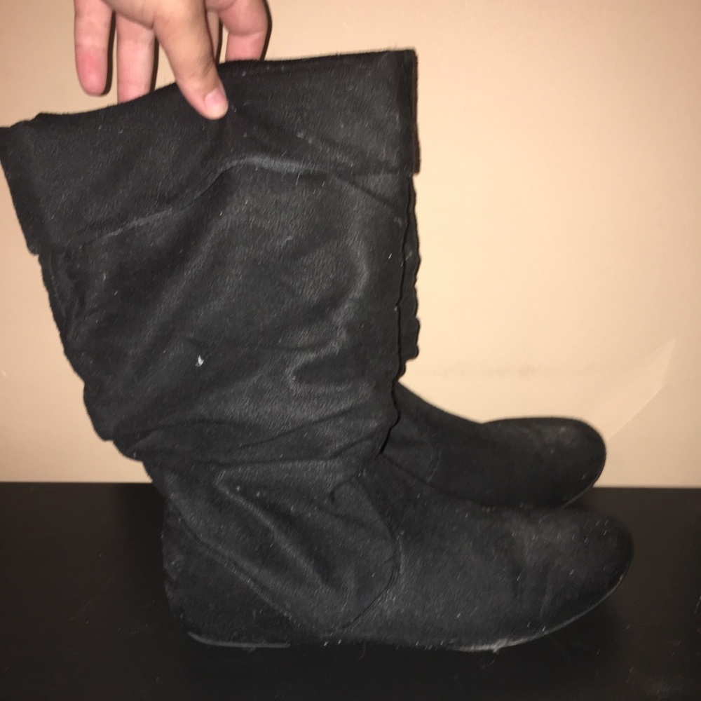 Black boots